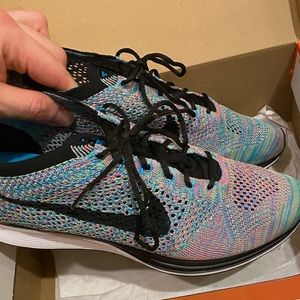 Nike Flyknit Racer